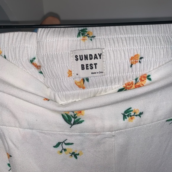 Sunday’s best Aritzia flowy pants - Picture 1 of 4